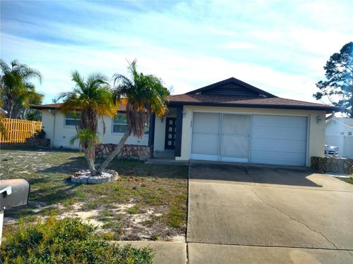 8415 Briarleaf Ct, PORT RICHEY, FL, 34668-6930 | Card Image