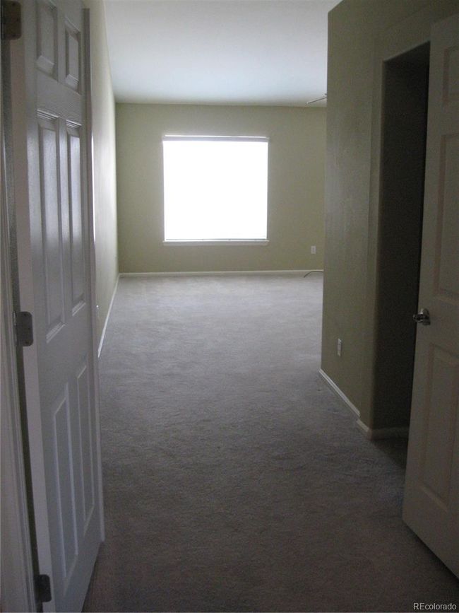 8338 Stonybridge Cir, Townhouse with 2 bedrooms, 3 bathrooms and 2 parking in Highlands Ranch CO | Image 12
