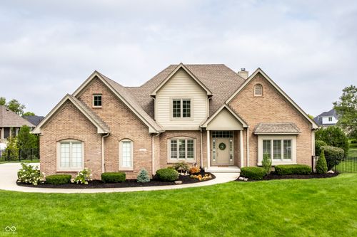 2422 Winfield Dr, Carmel, IN, 46032-8900 | Card Image