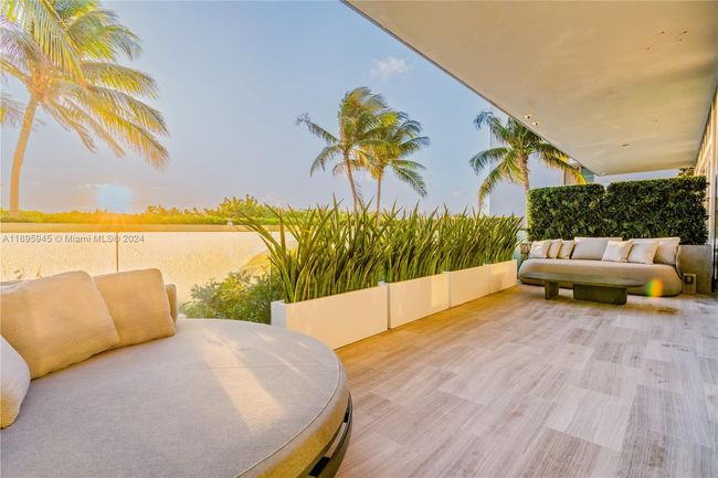 APT-201 - 321 Ocean Dr, Condo with 5 bedrooms, 6 bathrooms and null parking in Miami Beach FL | Image 14