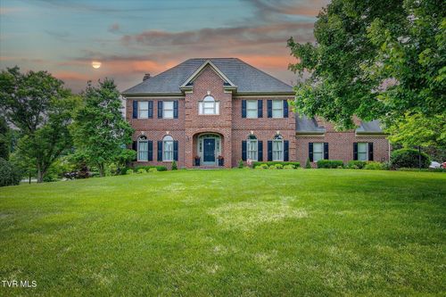 120 Peppertree Dr, Kingsport, TN, 37664-5670 | Card Image