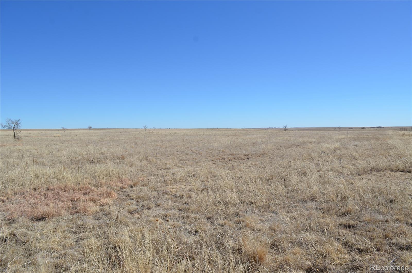 Land in Karval 3