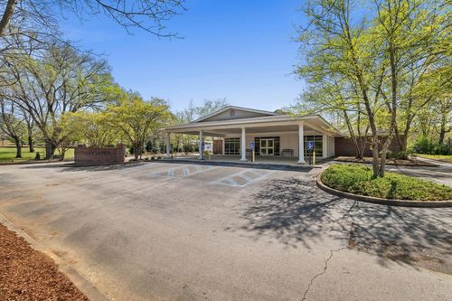 727 Cox Creek Pkwy, FLORENCE, AL, 35630 | Card Image