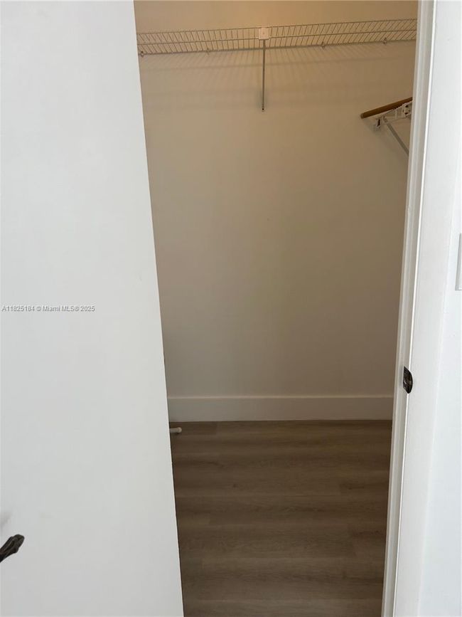 APT-205 - 4154 Inverrary Dr, Condo with 1 bedrooms, 2 bathrooms and null parking in Lauderhill FL | Image 13