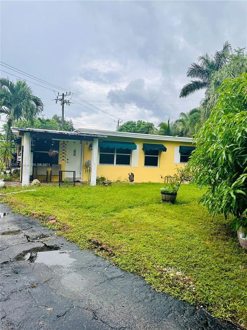 523 S 61st Ave, Hollywood, FL, 33023-1309 | Card Image