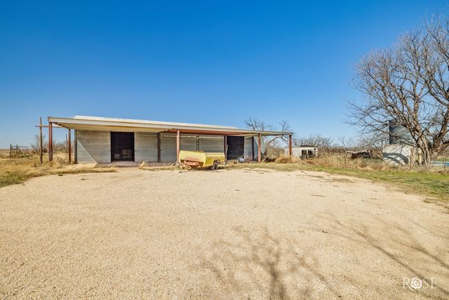 17342 Fm 1929 W, House other with 3 bedrooms, 2 bathrooms and 1 parking in Miles TX | Image 26