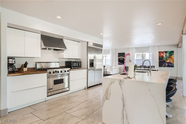 2890 Belcastro St, House other with 4 bedrooms, 5 bathrooms and null parking in Las Vegas NV | Image 7