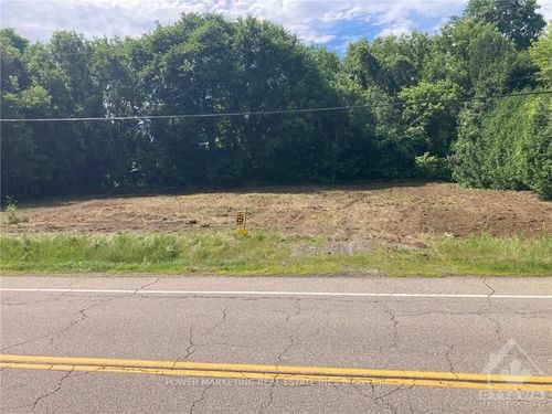 1777 County Road 2 Rd, Front of Yonge, ON, K0E1R0 | Card Image