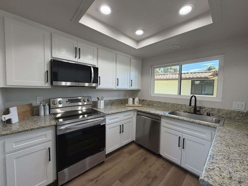 43-4235 Asher St, San Diego, CA, 92110-3672 | Card Image