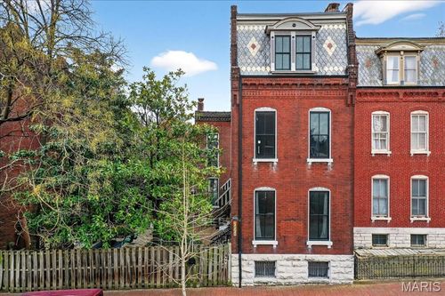 2f-1010 Allen Ave, Saint Louis, MO, 63104-3910 | Card Image