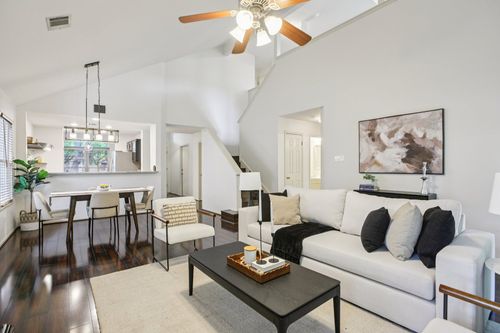 9401 Bernoulli Dr, Austin, TX, 78748-5044 | Card Image