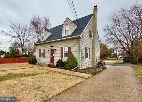 817 Woodlane Road, Westampton, NJ, 08060 | Card Image