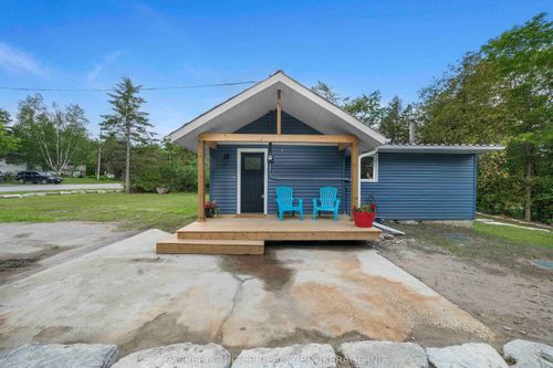 14 Earldom Blvd, Port Mcnicoll, ON, L0K1R0 | Card Image