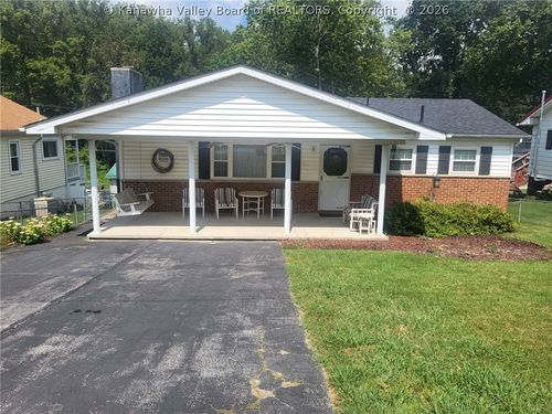 32 2nd St W, Saint Albans, WV, 25177-2446 | Card Image