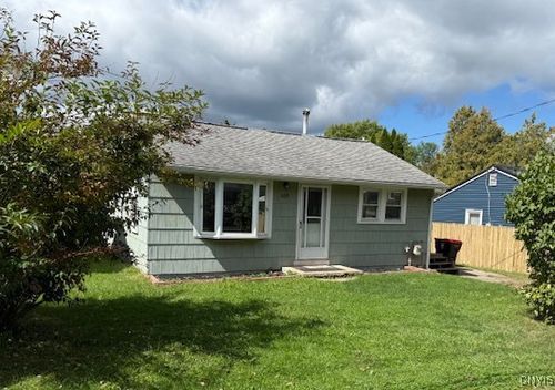 609 Webber Dr, Chittenango, NY, 13037-1125 | Card Image