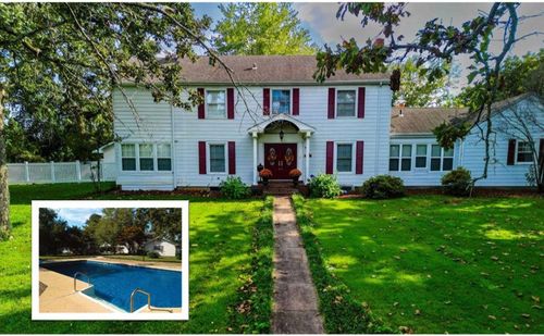 924 Nichols Dr, West Plains, MO, 65775-2933 | Card Image