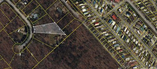 11 Manitou Dr, Crossville, TN, 38572-3468 | Card Image