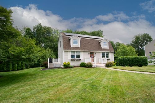 14 Robbins Rd, Ayer, MA, 01432-1771 | Card Image