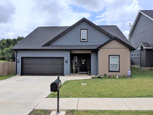 203 Eagles Talon Ct, Clarksville, TN, 37040-1482 | Card Image