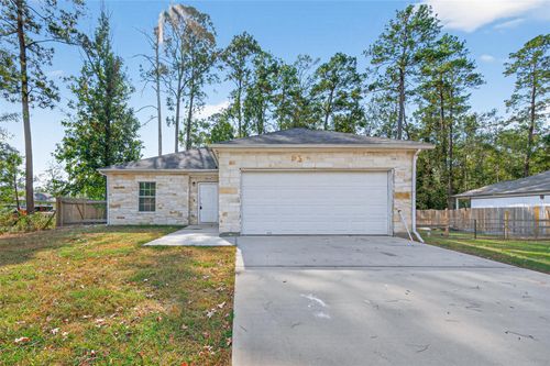 25106 Morgan Cemetery Rd, Cleveland, TX, 77328-6879 | Card Image