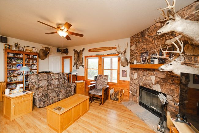 Living Room | Image 51