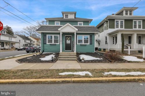 50 E 2nd Ave, LITITZ, PA, 17543-1940 | Card Image
