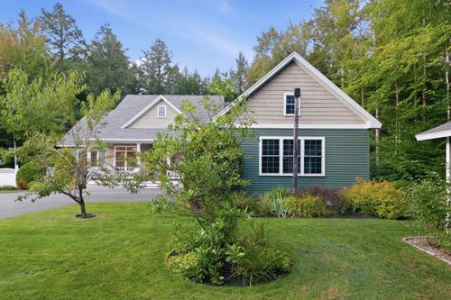 26 Pollard Pines Dr, Lincoln, NH, 03251-4265 | Card Image