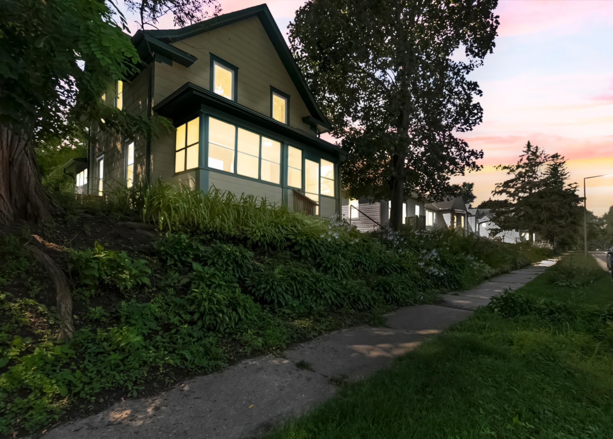 Sidney St, Saint Paul, MN 55107