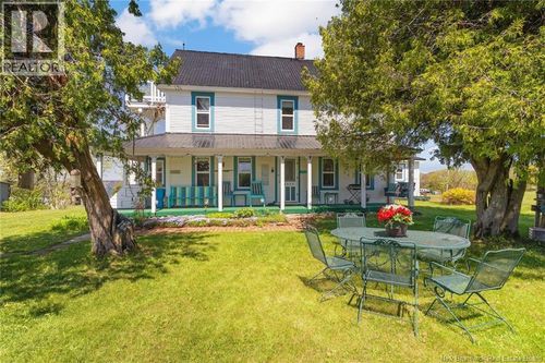 152 Mclean Rd, Cumberland Bay, NB, E4A3K3 | Card Image