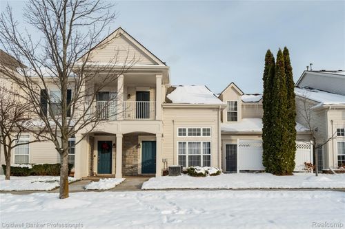 2104 Trailway Ct, Commerce Twp, MI, 48390-4003 | Card Image