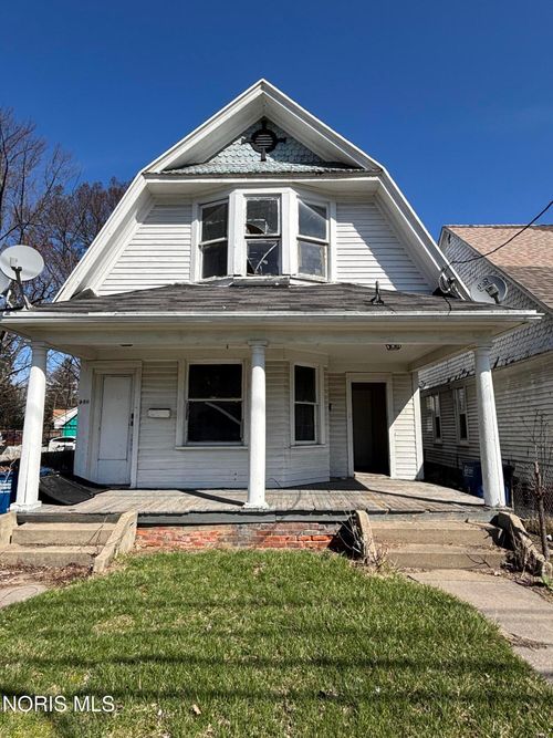 964 Western Ave, Toledo, OH, 43609-2357 | Card Image