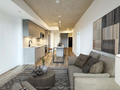 402-1808 St Clair Ave W, Toronto, ON, M6N0C1 | Card Image