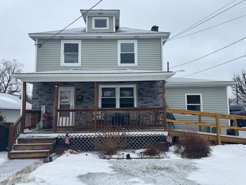 417 Marion St, Forest City, PA, 18421-1228 | Card Image