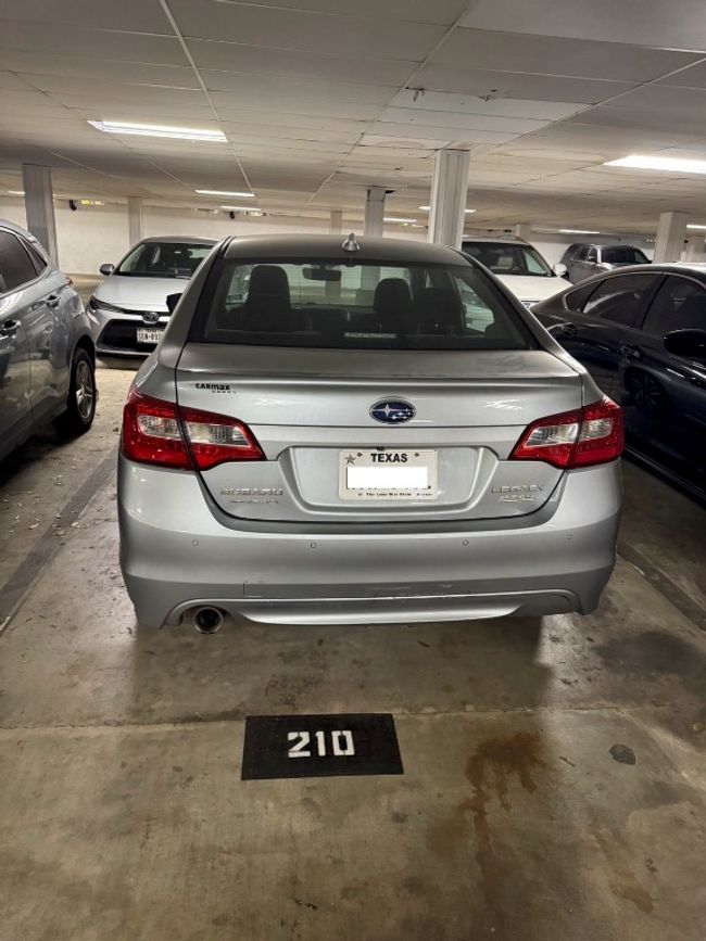 Parking space inside garage | Image 31