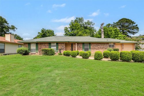 14256 Shadow Bay Drive, Willis, TX, 77318 | Card Image
