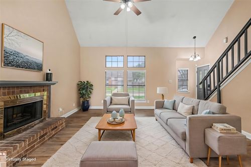 6832 Younger Dr, The Colony, TX, 75056-3509 | Card Image