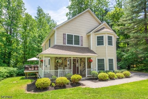 298 Emerson Ln, Berkeley Heights, NJ, 07922-2354 | Card Image