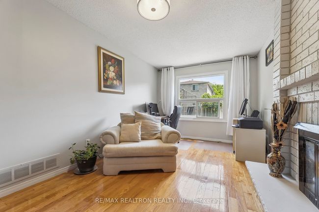 6 Gardiner Dr, House other with 6 bedrooms, 4 bathrooms and 2 parking in Ajax ON | Image 17