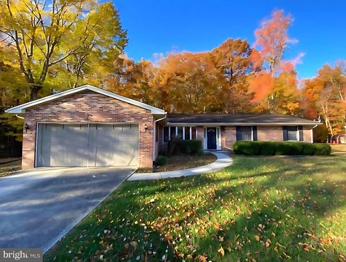 8624 Valley Dr, WALDORF, MD, 20603-6098 | Card Image
