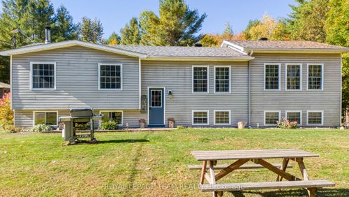 2819 Lanark 8c Concession, Lanark Highlands, ON, K0A1P0 | Card Image