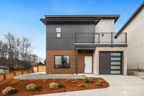 908 S 138th St, Burien, WA, 98168-3653 | Card Image