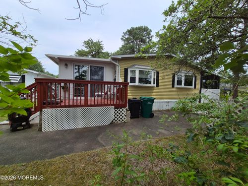 53 Panda Ln, Whiting, NJ, 08759-3658 | Card Image