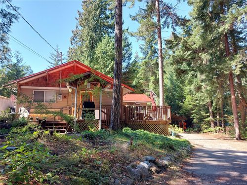 559 Blitz Rd, Mayne Island, BC, V0N2J1 | Card Image