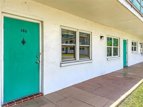 106-1900 59th Ave N, ST PETERSBURG, FL, 33714-1558 | Card Image