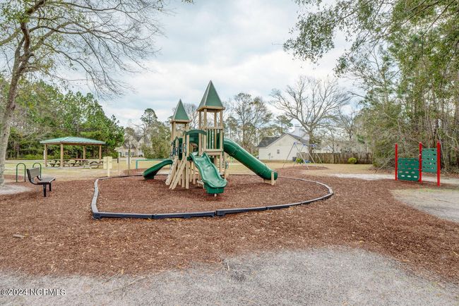 361 Chadwick Shores Dr, House other with 3 bedrooms, 3 bathrooms and 2 parking in Sneads Ferry NC | Image 56