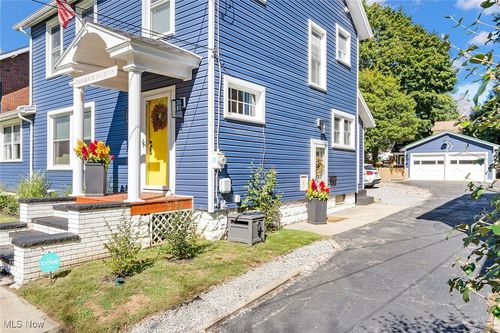 1408 E Pershing St, Salem, OH, 44460-2338 | Card Image