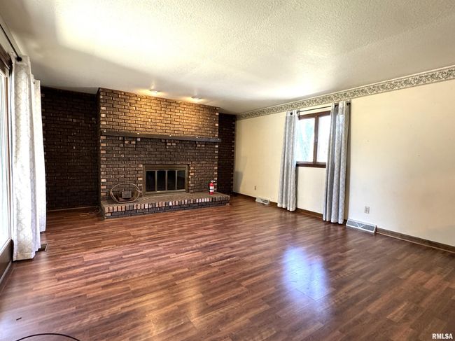 120 Basswood Rd, House other with 3 bedrooms, 3 bathrooms and null parking in Springfield IL | Image 15