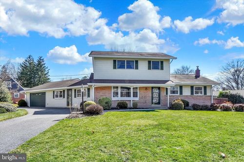 3242 Elmae Drive, LANCASTER, PA, 17601 | Card Image