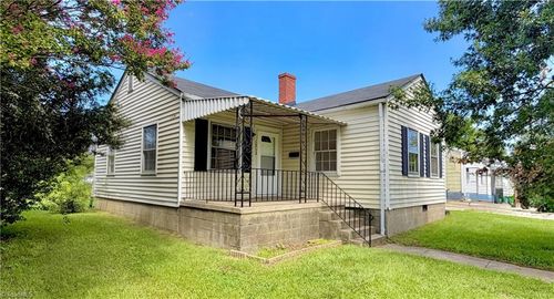 1513 Summit Ave, Greensboro, NC, 27405-5022 | Card Image