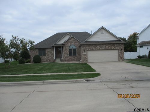 1250 Glenwood Ct, Fremont, NE, 68025-7886 | Card Image